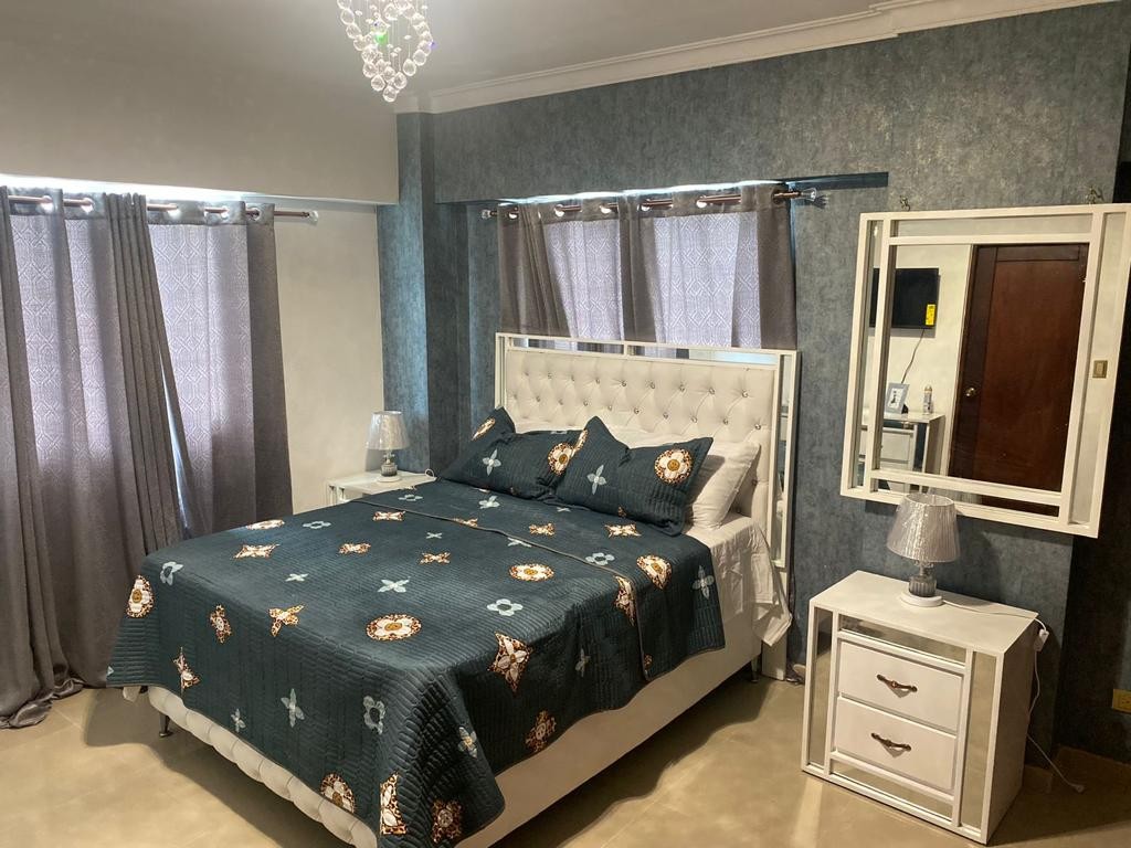 apartamentos - RENTO APARTAMENTO EN TORRE  US$1,100 5
