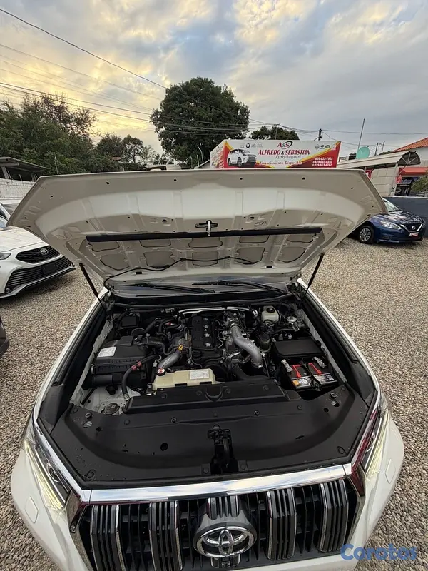jeepetas y camionetas - Lexus LX 2018 9