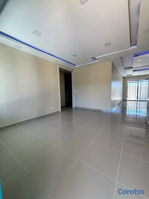 casas - Casa con Patio en Proyecto Cerrado, Gurabo 7