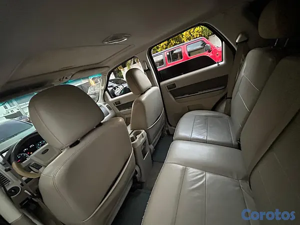 jeepetas y camionetas - FORD ESCAPE 2012 8