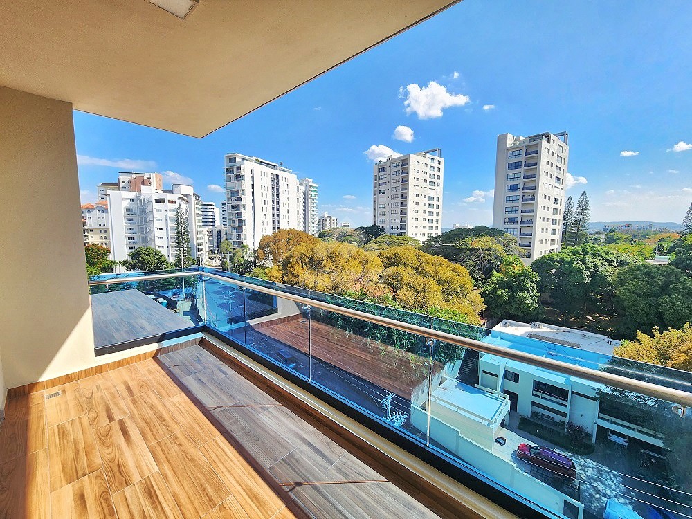 apartamentos - MODERNA TORRE CON ASCENSOR Y ROOFTOP LA TRINITARIA STGO.  0