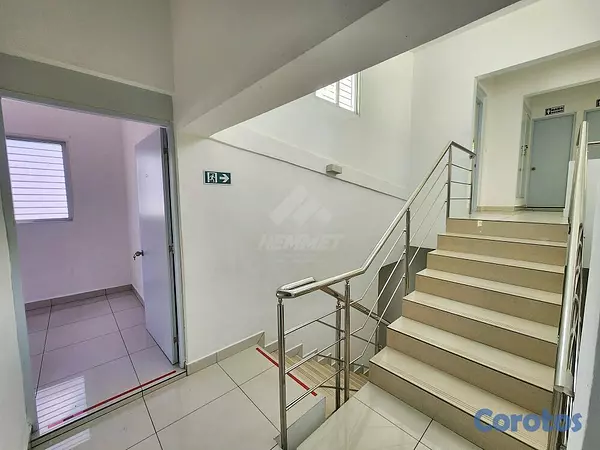 oficinas y locales comerciales - EDIFICIO COMERCIAL LOS JARDINES METROPOLITANOS STG 7