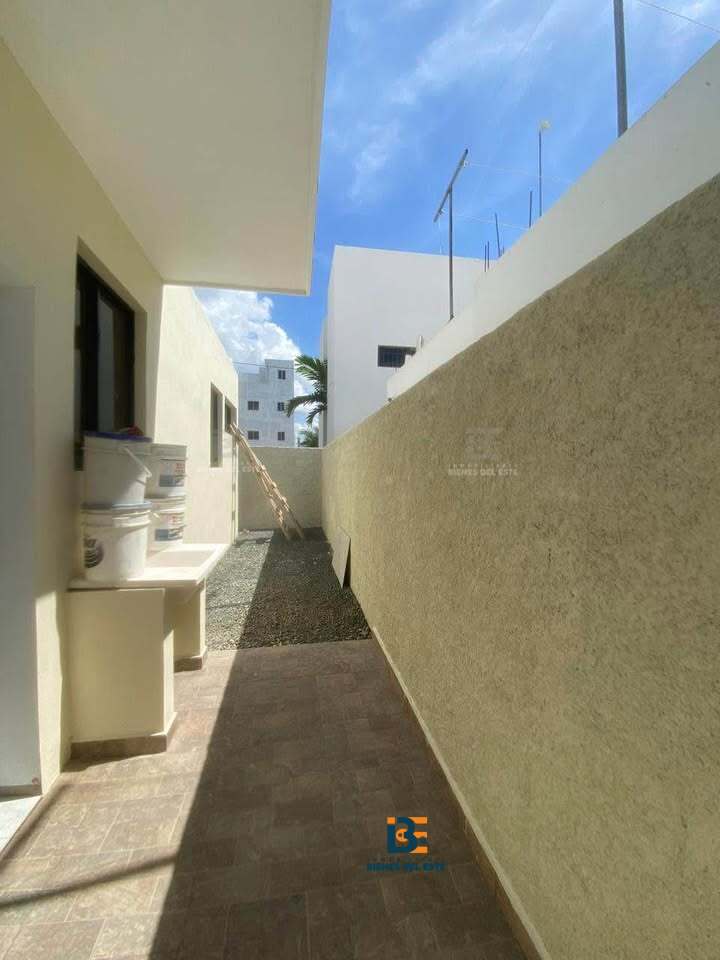 casas - Se Vende Nueva Casa, ubicada en Residencial Naime  2