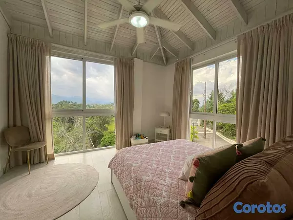 casas vacacionales y villas - Villa en venta a pocos minutos de la ciudad totalmente Amueblada- Lomas Lindas 3