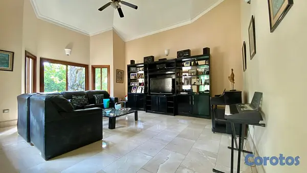 casas - Vendo Imponente Mansión en Cuesta Hermosa II, 5 HABS., 1,000 Mts.2, Patio, Pisci 9