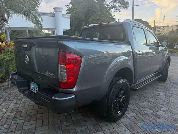 jeepetas y camionetas - Nissan frontier xe 2023 8