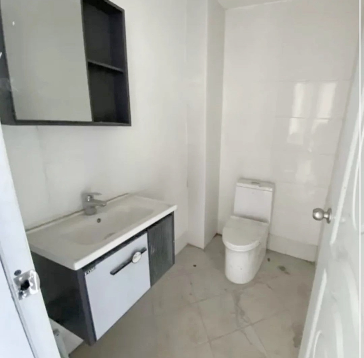 oficinas y locales comerciales - Propiedad comercial en arroyo hondo viejo  4