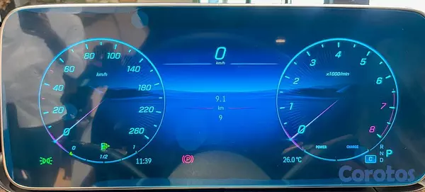 carros - Mercedes-Benz Clase CLE 300 4Matic Cabriolet 2026 9