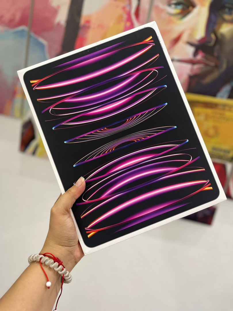 celulares y tabletas - iPad Pro 12.9" 256gb Chip M2 SELLADAS 