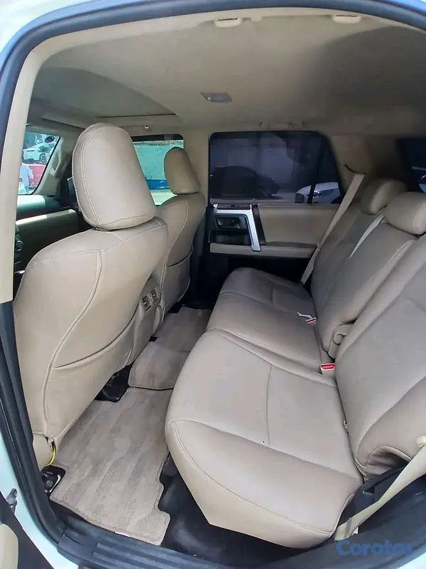 jeepetas y camionetas - 2010 Toyota 4Runner  5