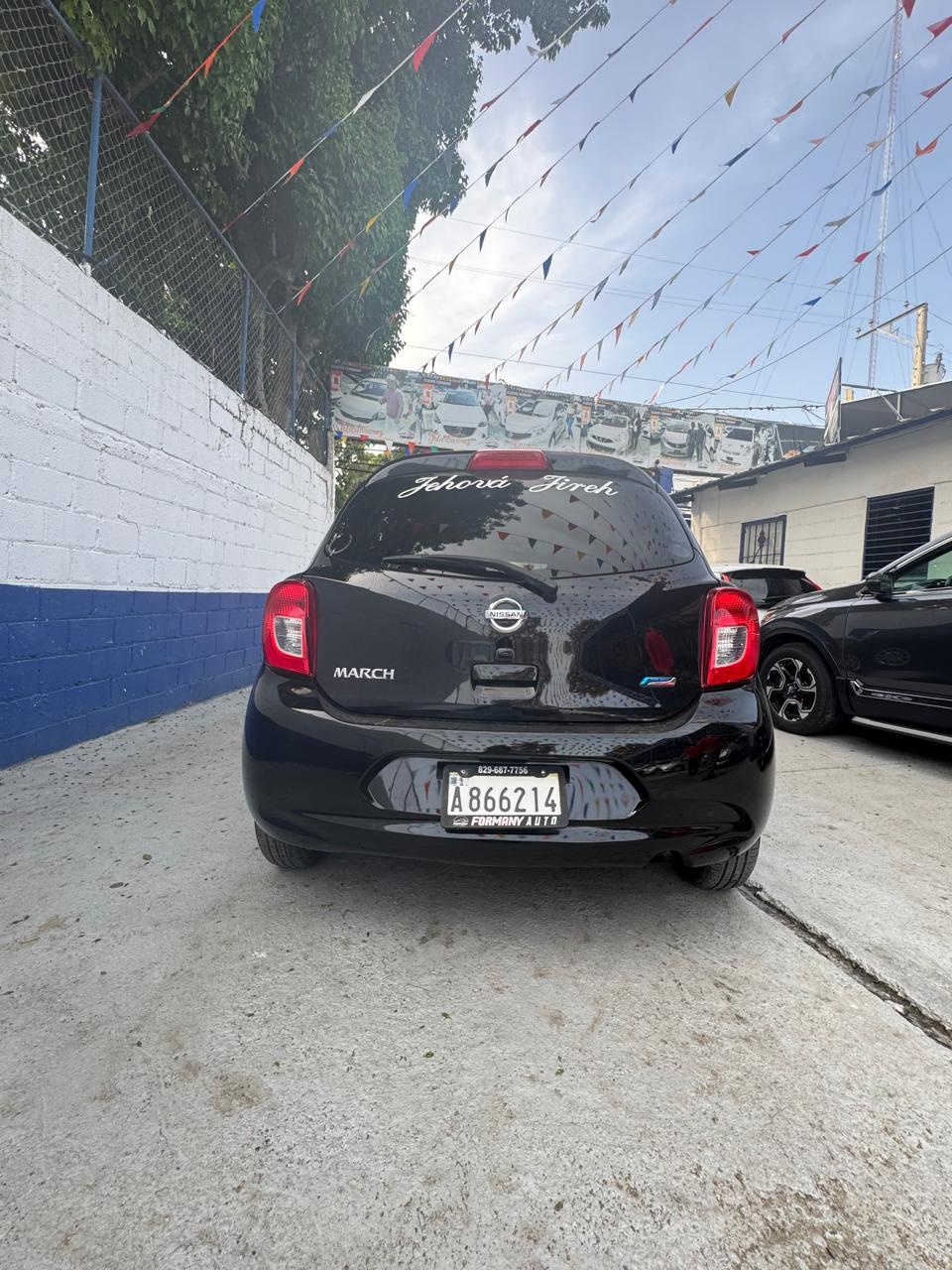 carros - NISSAN MARCH  6