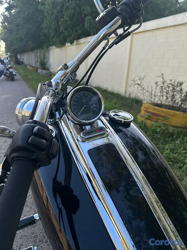 motores y pasolas - Softail Rocker 2009 5