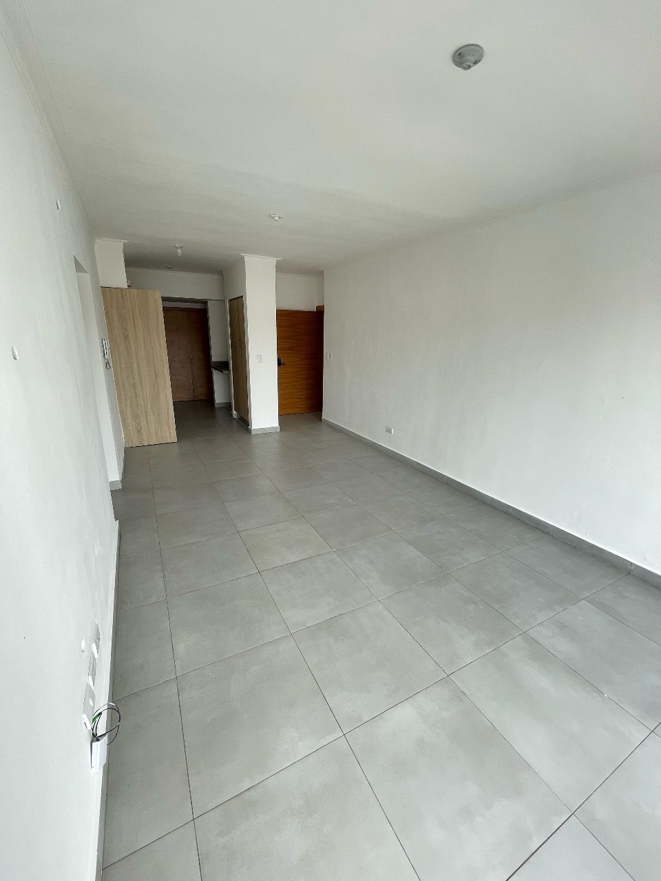 apartamentos - Alwuilo Evaristo morales dos hab 2.5 baños dos par 3