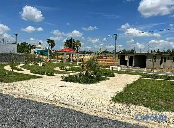 solares y terrenos - solares con título en Santo Domingo cerca de circunvalación cerca del metro  2