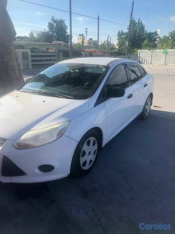 carros - Ford Focus 2014,Automatico,4 puertas,Gasolina,Buen 4