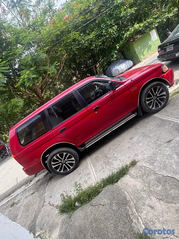 jeepetas y camionetas - Montero Sport 2000 2