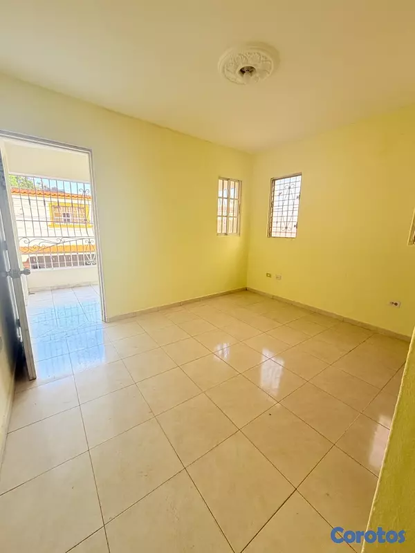 casas - venta de casa con 4 habitaciones en la autopista de san Isidro Santo Domingo 13