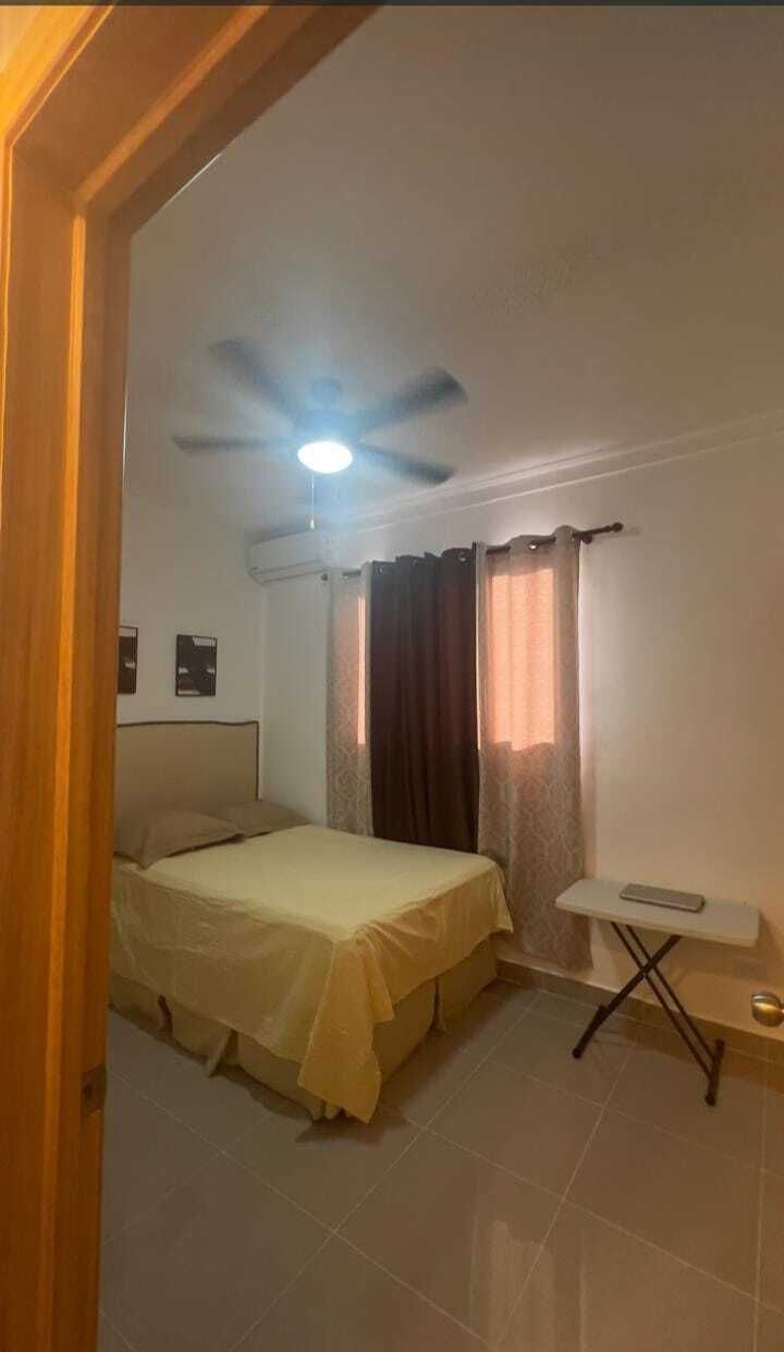 apartamentos - Apartamento en venta en Las Acacias km 7 1/2 Ave independencia 8