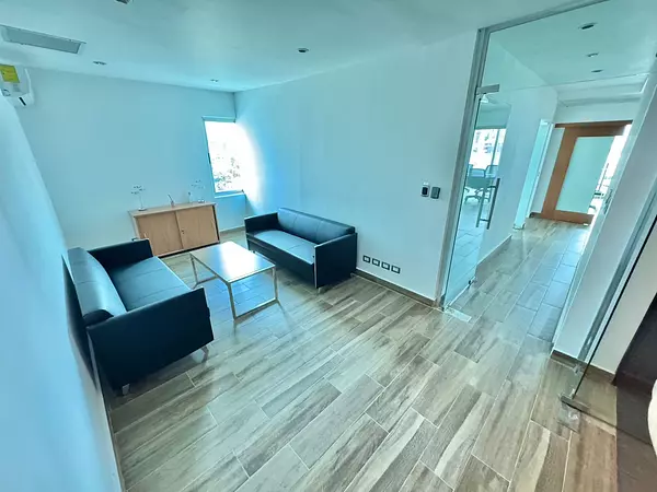 habitaciones y viviendas compartidas - Oficina Corporativa en Alquiler LA ESPERILLA 10