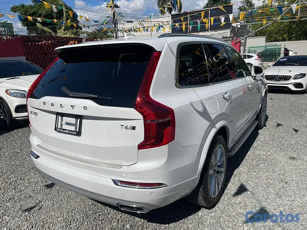 jeepetas y camionetas - Volvo XC90 T6 Inscription 2017 Clean Carfax 7
