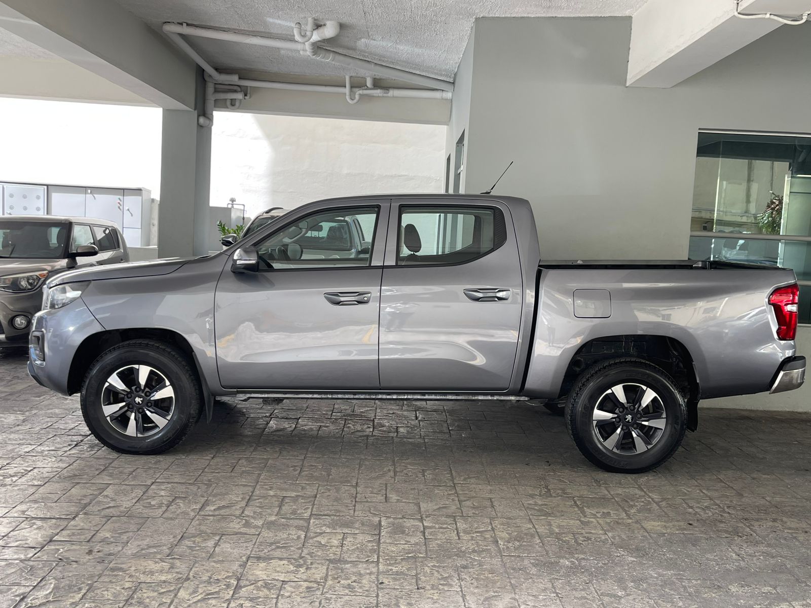 jeepetas y camionetas - Peugeot Landtrek 2022 7