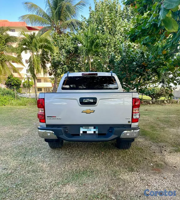 jeepetas y camionetas - CHEVROLET COLORADO ITZ 4X4 2023 3