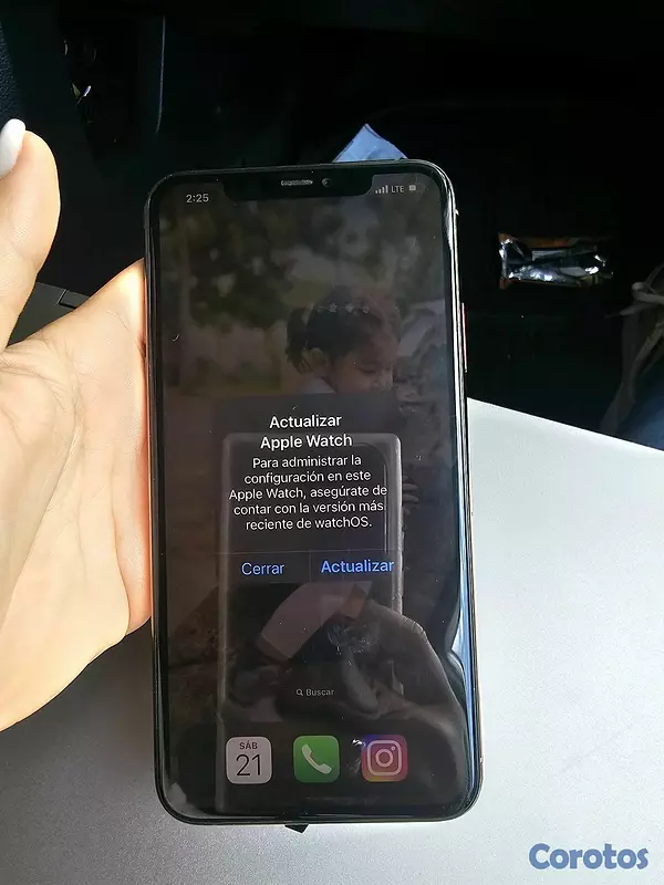 celulares y tabletas - Iphone 11 pro max factory 512gb 81% de batería  3