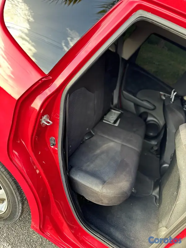 carros - HONDA FIT 2012 SIN DETALLES 10 ANNIVERSARY  8