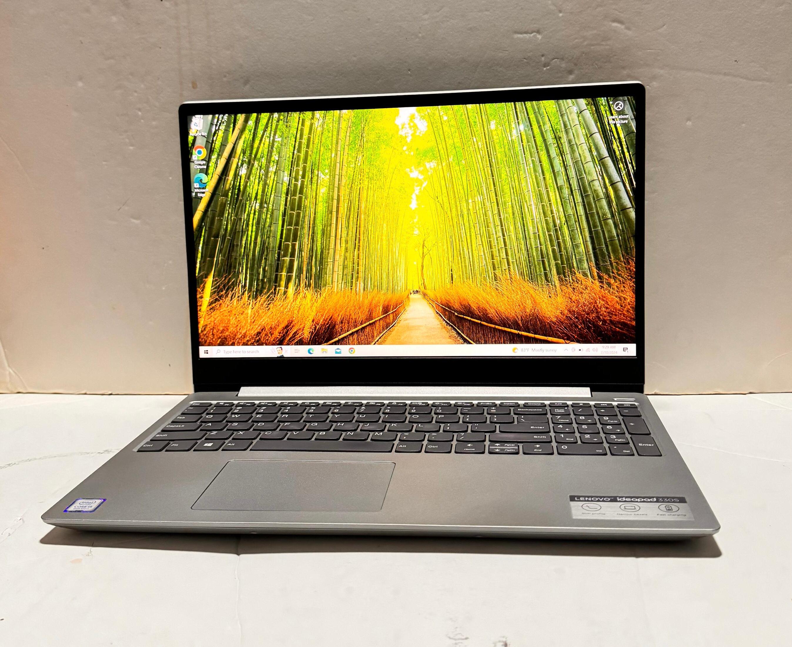 computadoras y laptops - Laptop Lenovo IdeaPad 330s 15,6" FHD, i5 8th gen 0