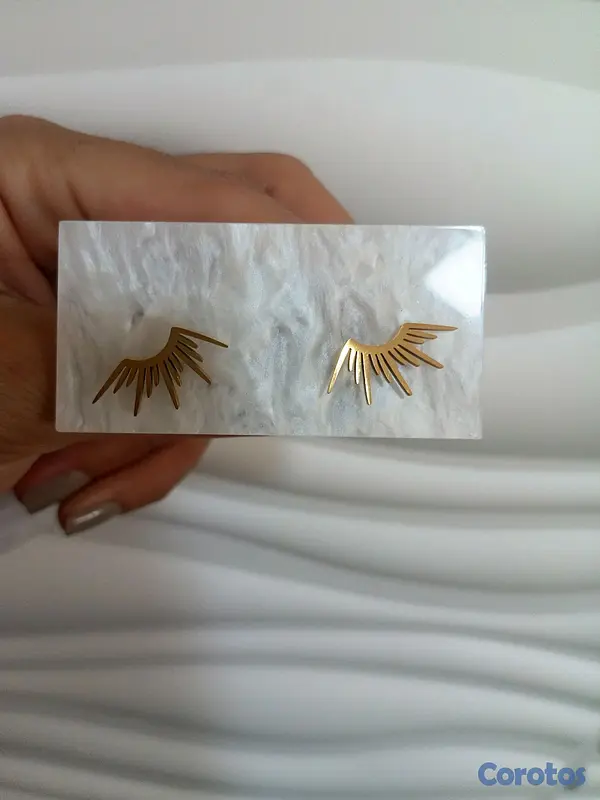 joyas, relojes y accesorios - Arete color oro 2