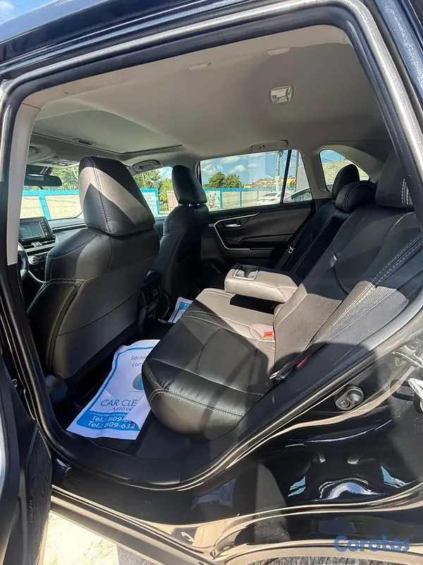 jeepetas y camionetas - TOYOTA RAV4 XLE 2020 8
