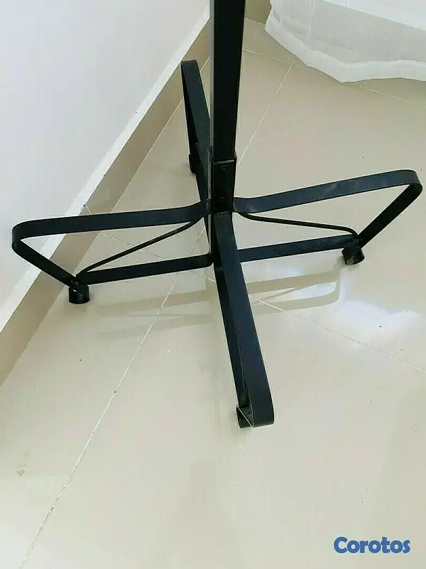 muebles y colchones - Vendo colgador  3