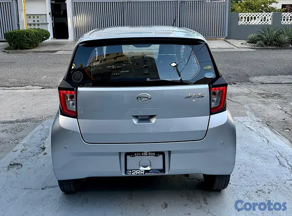 carros - Daihatsu Mira 2019 3