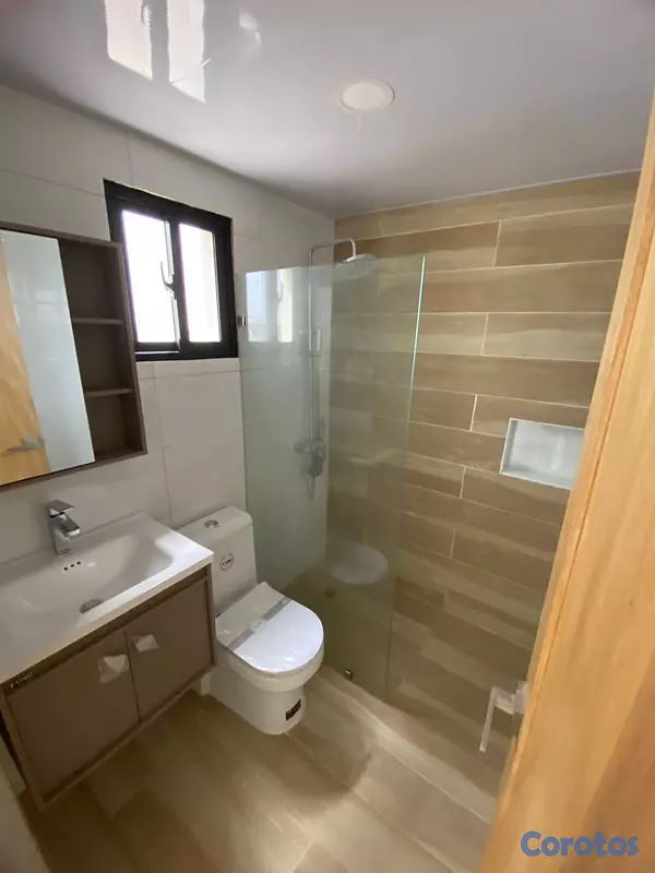 apartamentos - VENDO Apartamento en Av. Ecológica con dos parqueo 2