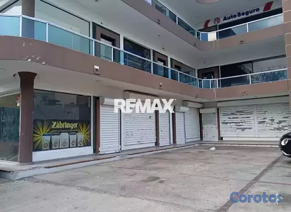 oficinas y locales comerciales - Local Comercial en LOS PRADOS 4