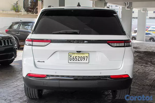 jeepetas y camionetas - Jeep Grand Cherokee Altitude 5