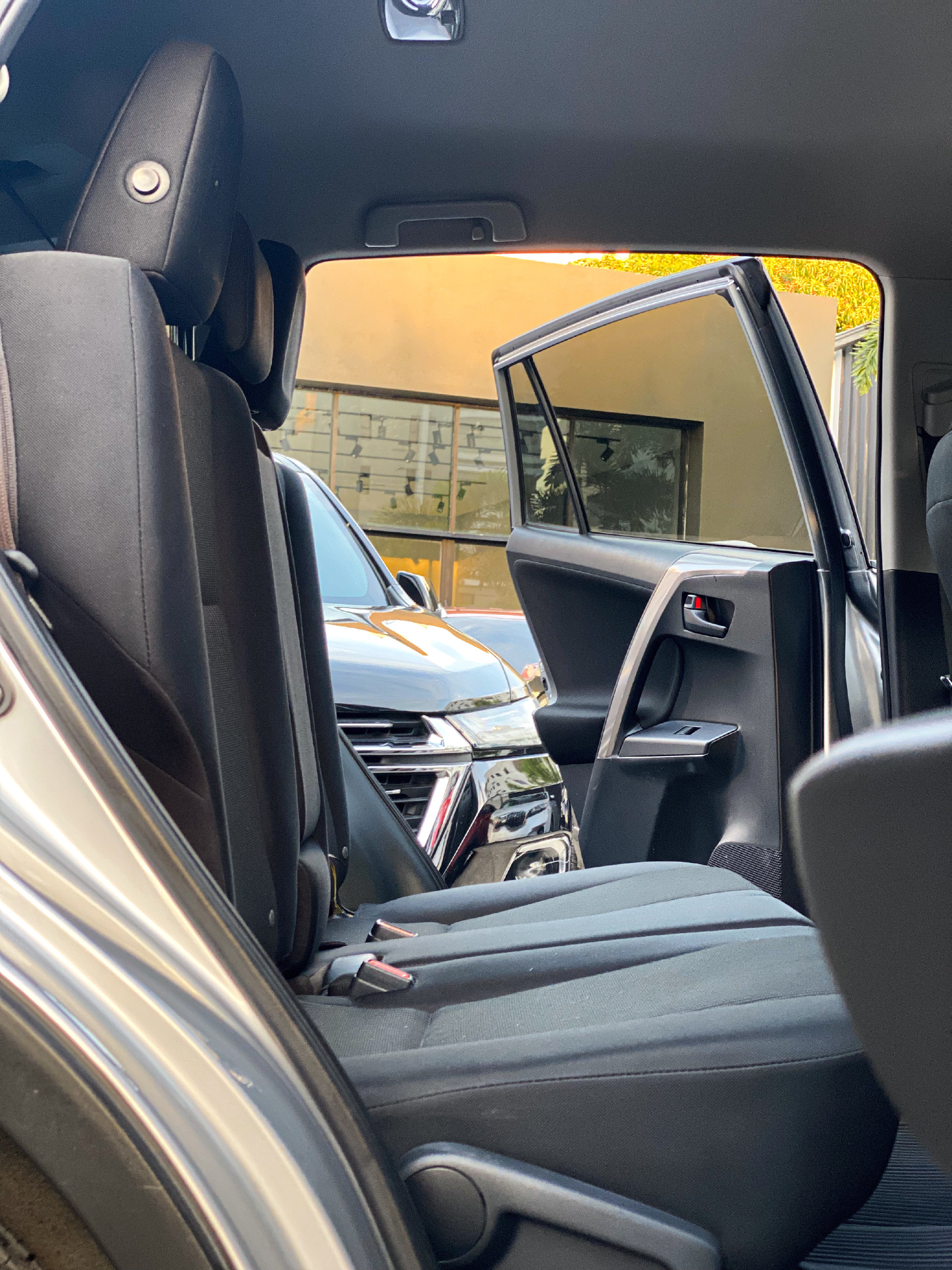 jeepetas y camionetas - Toyota Rav4 LE AWD 2018 FINANCIAMIENTO DISPONIBLE  3