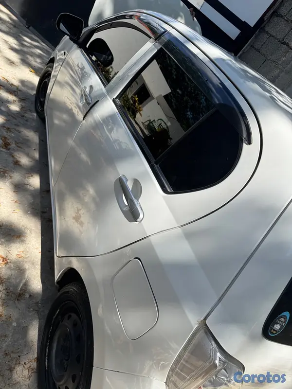 carros - Se vende Daihatsu mira 2017 3