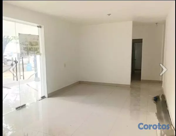 oficinas y locales comerciales - se alquila local  2