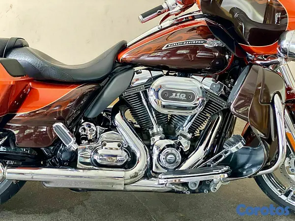 motores y pasolas - HARLEY DAVISON  CVO Street Light 2012 6