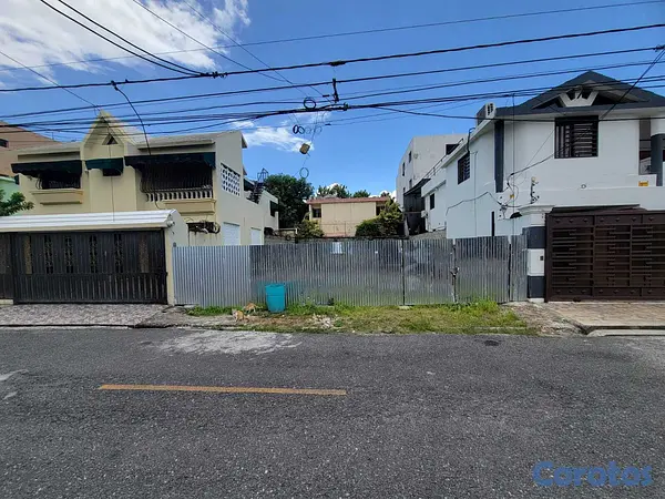 solares y terrenos - Terreno en excelente ubicación 7
