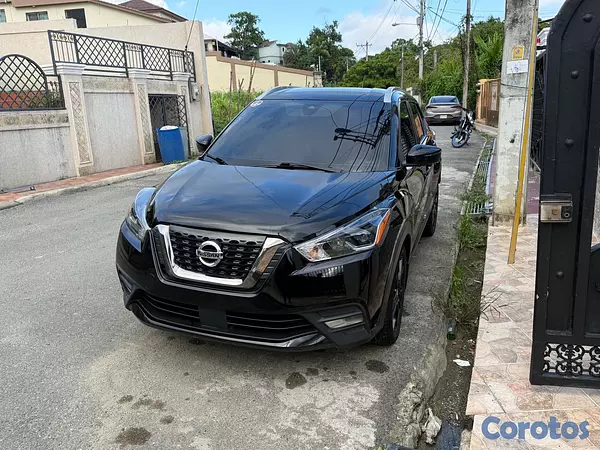jeepetas y camionetas - Nissans Kiscks S/R 2020   3