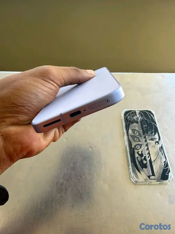 celulares y tabletas - Google pixel 9a 
 4