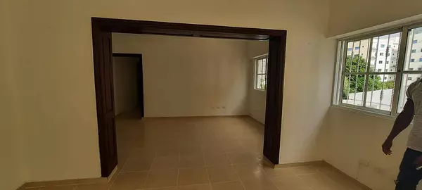 apartamentos - Apartamento de 3 Habitaciones, Renacimiento 3