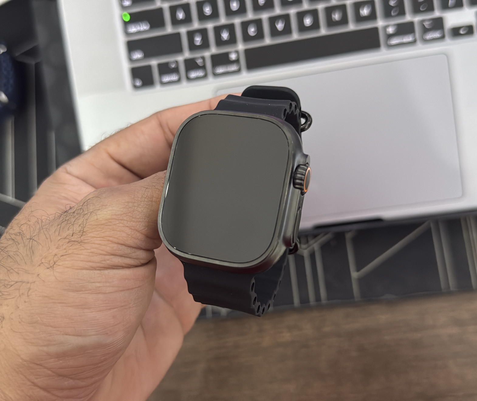 accesorios para electronica - Apple Watch Ultra 2 49mm Black Titanium, $ 35,900 1
