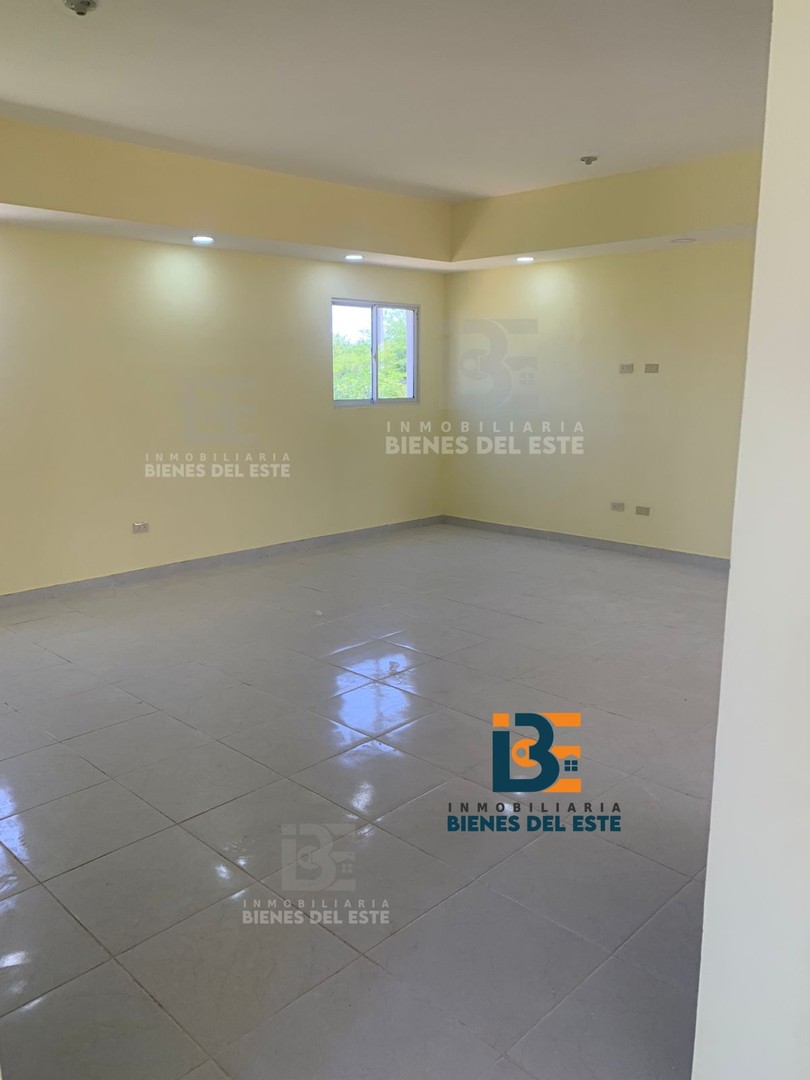 casas - Se Vende Esta Hermosa y Nueva Casa + Solar de Esquina en Residencial Naime  3