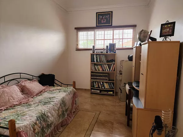 casas - Casa en Venta en Jardines del Norte, Santiago – 4 Hab, 2 Niveles 5