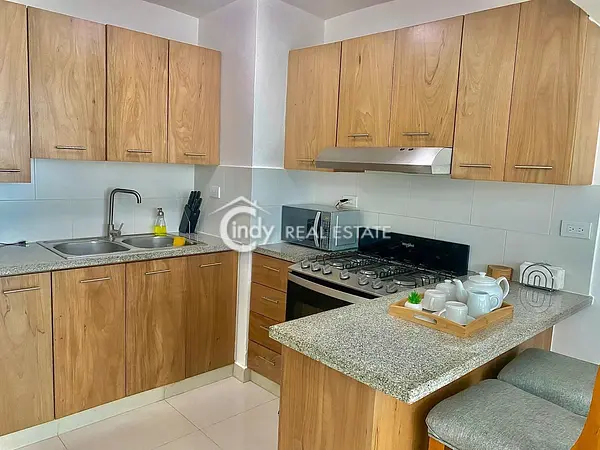 apartamentos - Increíble oportunidad apartamento amueblado con ascensor y piscina 2