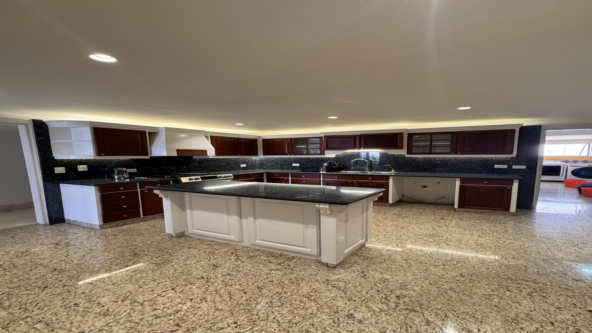 apartamentos - En venta moderno apartamento de 3 Hab con vista al mar 7
