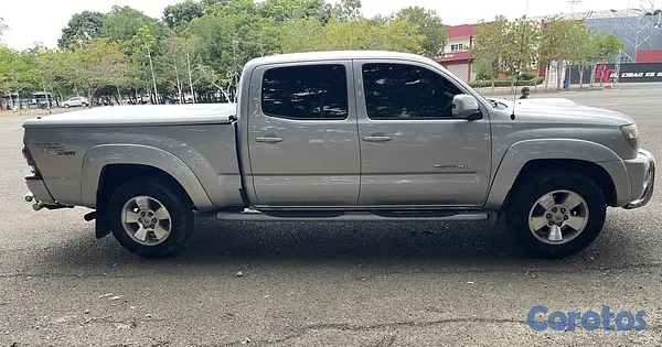 carros - Toyota Tacoma 2010  16